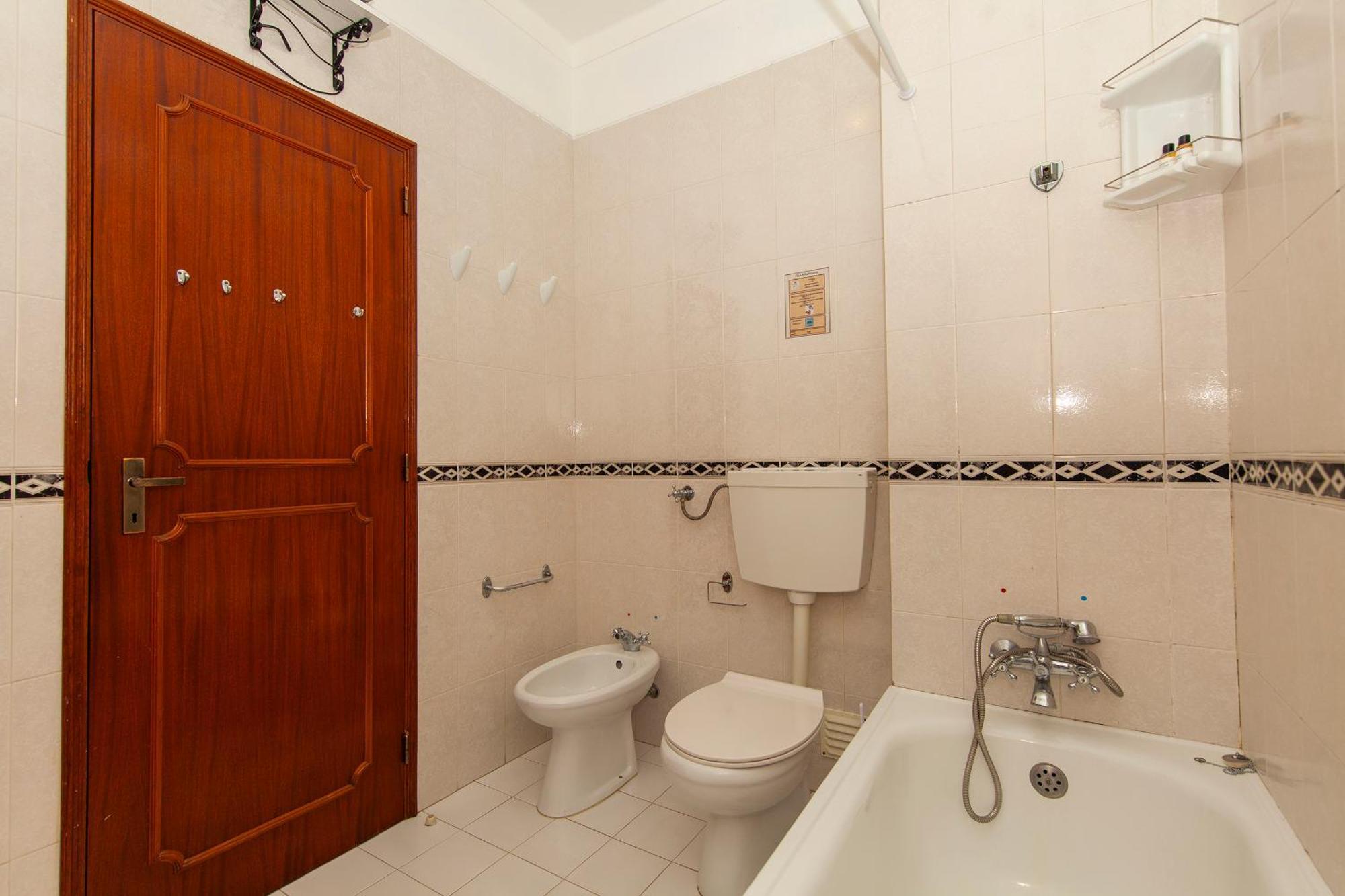 A10 - Silence Ground-Floor And Pool Apartment Lagos Ngoại thất bức ảnh