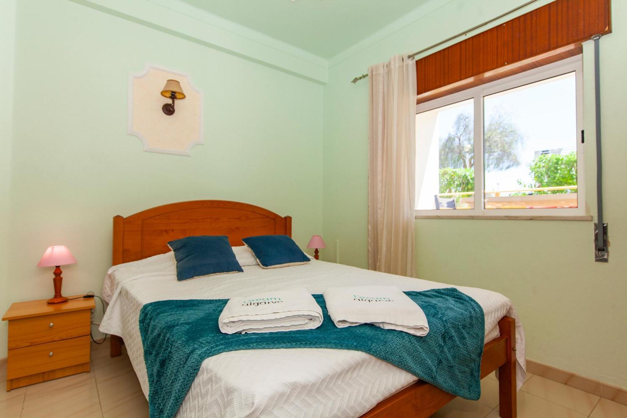 A10 - Silence Ground-Floor And Pool Apartment Lagos Ngoại thất bức ảnh